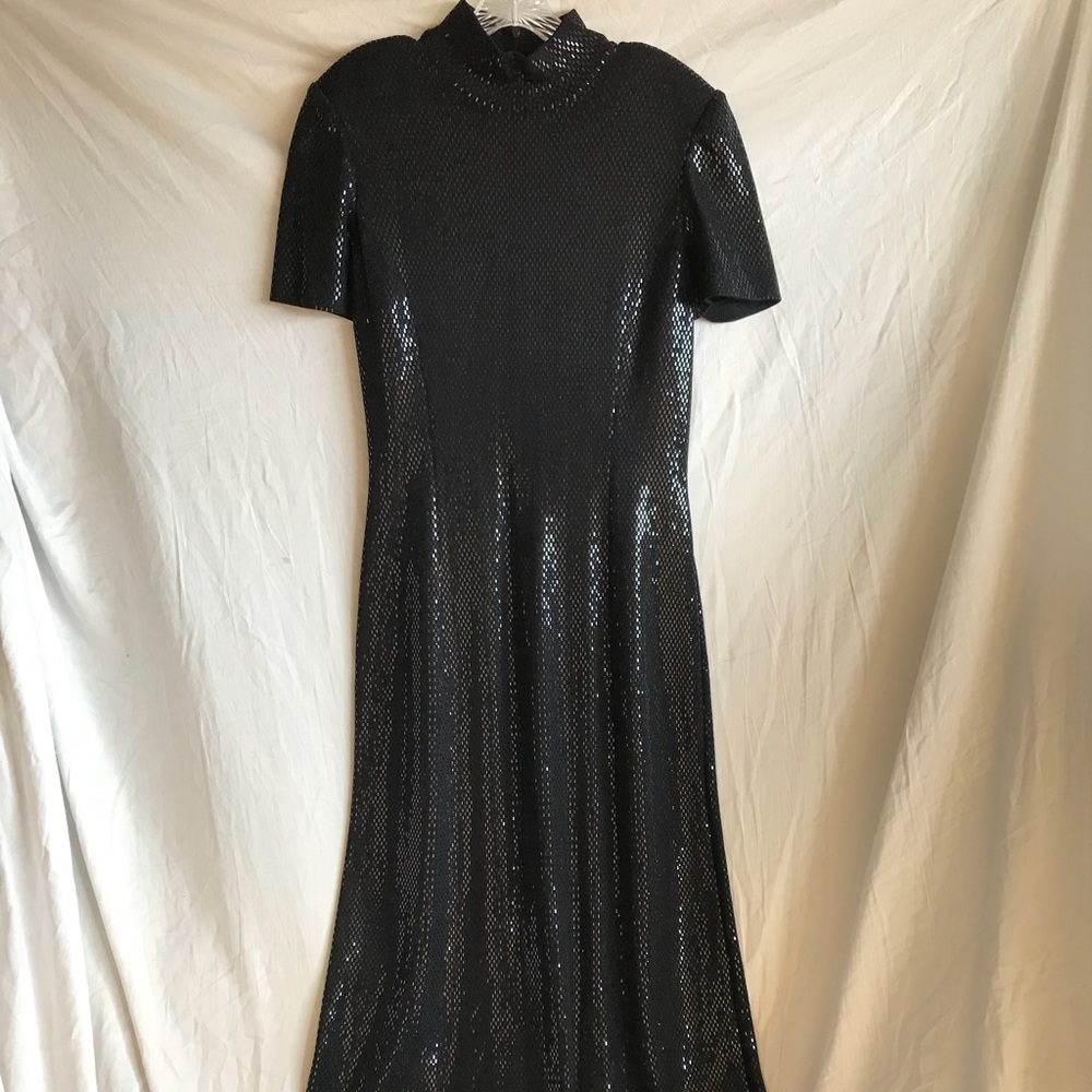 Stunning ST JOHN Couture formal black shimmer